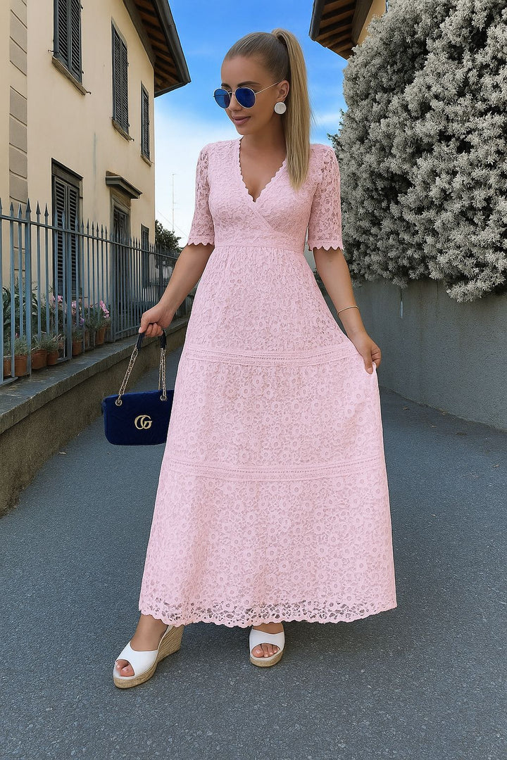Abito donna lungo estivo, elegante e casual, design italiano versatile per cerimonia o vacanza.