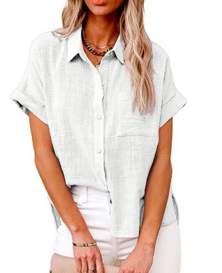 Moda femminile: camicia donna con bottoni, stile ufficio versatile, blusa comoda per look primaverili.
