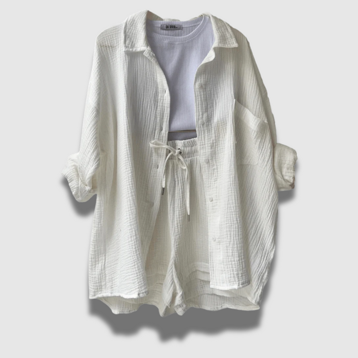 Raffinato set estivo da donna, completo due pezzi. Abbigliamento leggero e alla moda per un look fresco e versatile.
