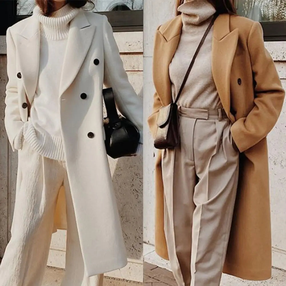 Cappotto lungo da donna in lana color cachi, stile classico ed elegante per l'inverno. Capospalla versatile.
