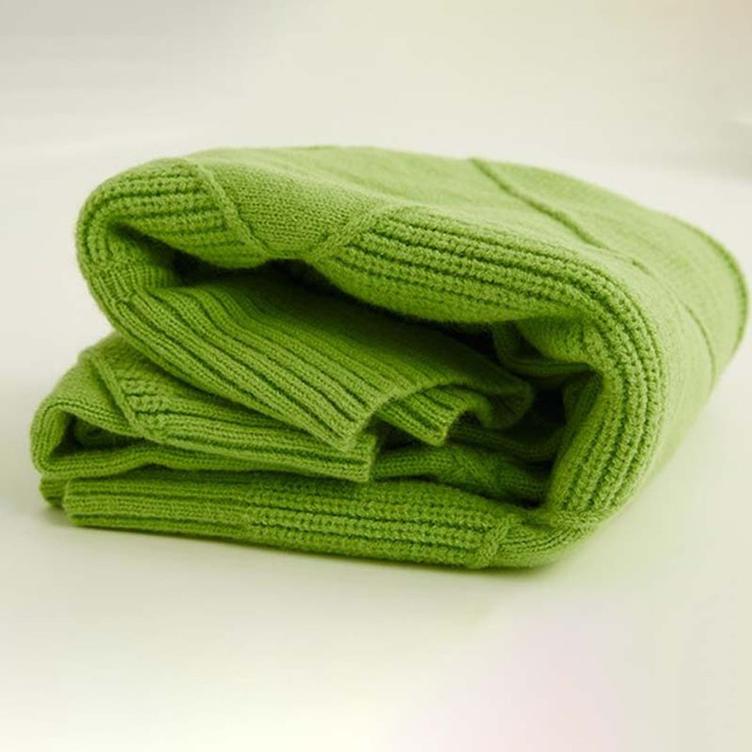 Maglione comodo donna a rombi, collo alto, ideale per l'ufficio o il tempo libero. Stile versatile.