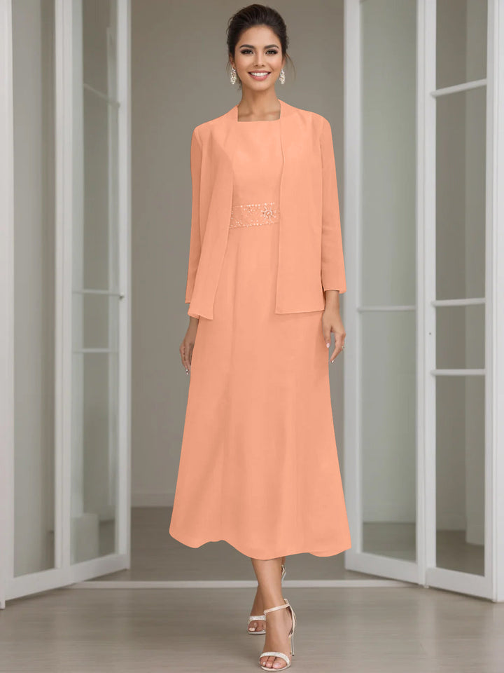 Completo giacca abito per donna, look sofisticato e raffinato, perfetto per cerimonie.