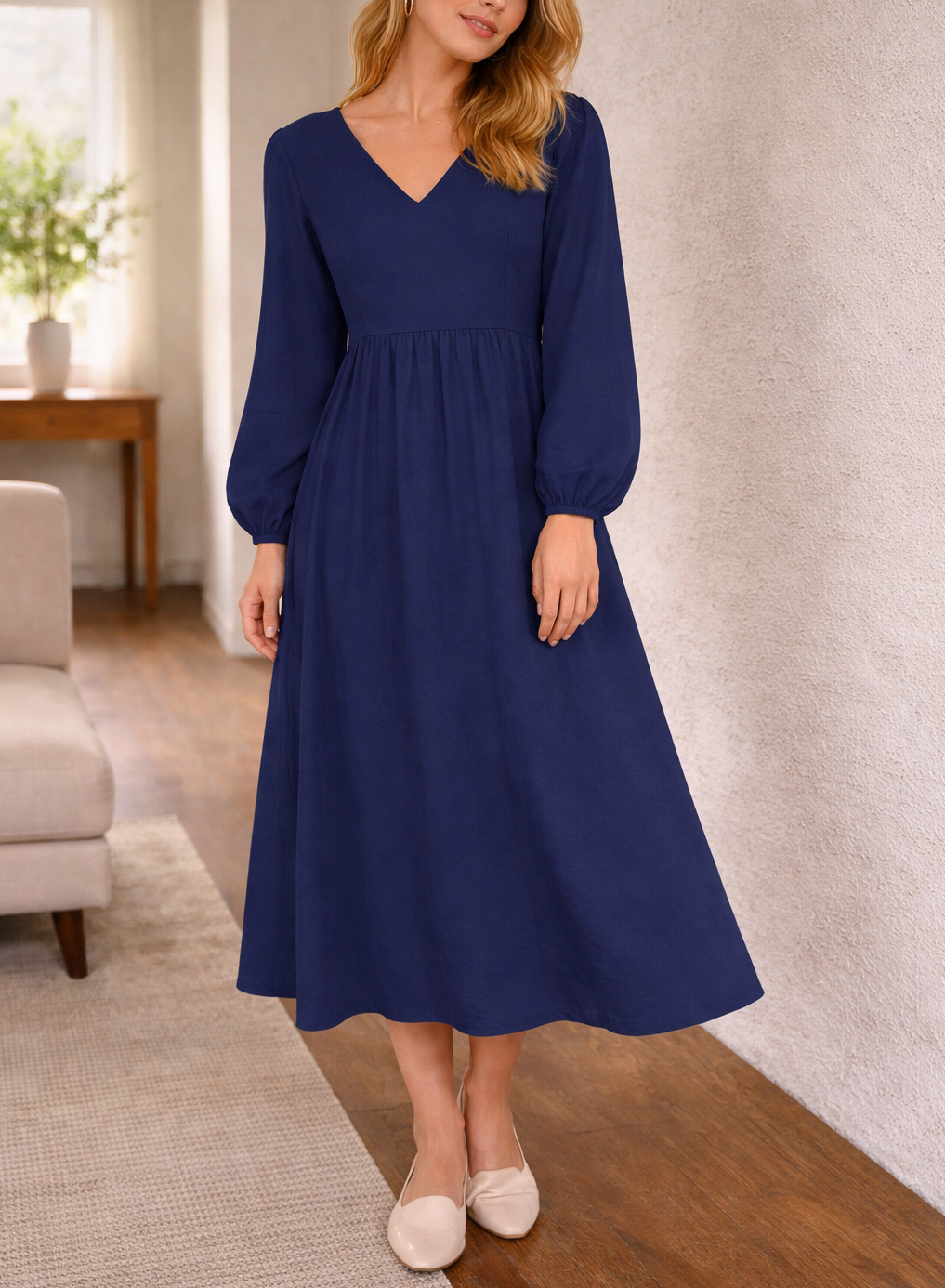 Vestito midi donna boho chic con scollo a V, elegante ma casual. Abito estivo con gonna plissettata e maniche lunghe.