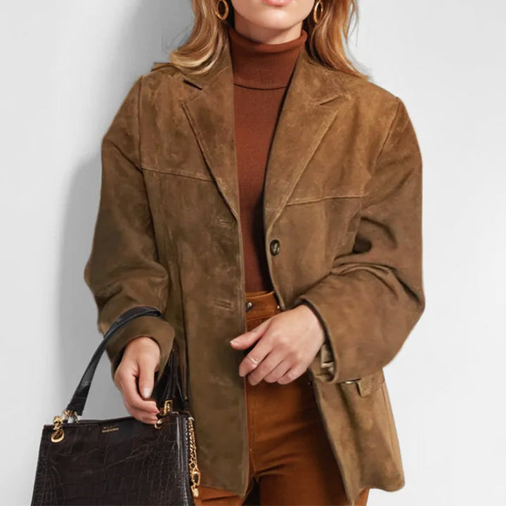 Blazer donna effetto scamosciato marrone scuro, elegante e versatile per ufficio o casual chic.