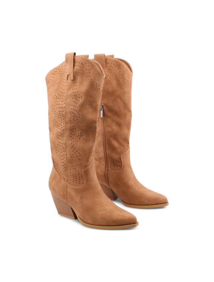 Stivali texani donna marrone cammello con eleganti ricami western e tacco 6 cm, perfetti per la moda.