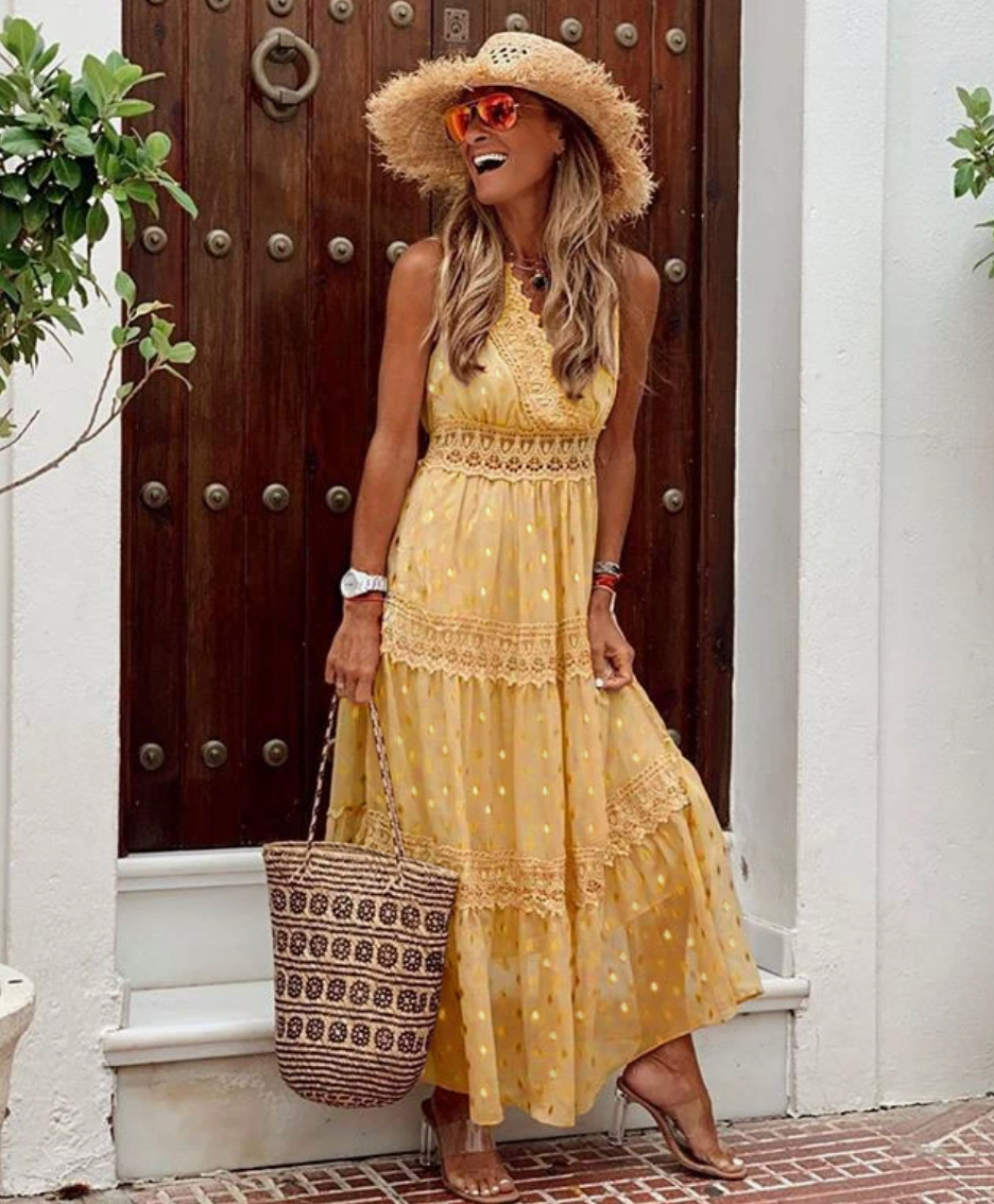 Maxi abito donna in pizzo, vestito lungo elegante ideale per cerimonie, serate di gala e occasioni formali.
