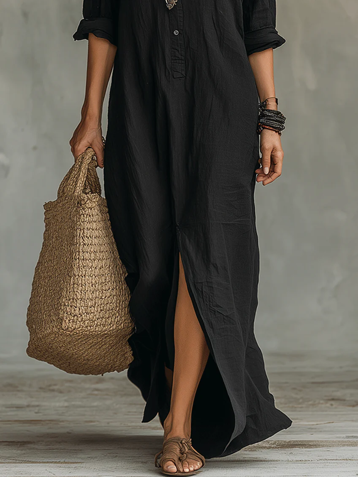 Vestito maxi fluido per donna, elegante e confortevole, perfetto per serate e occasioni speciali.