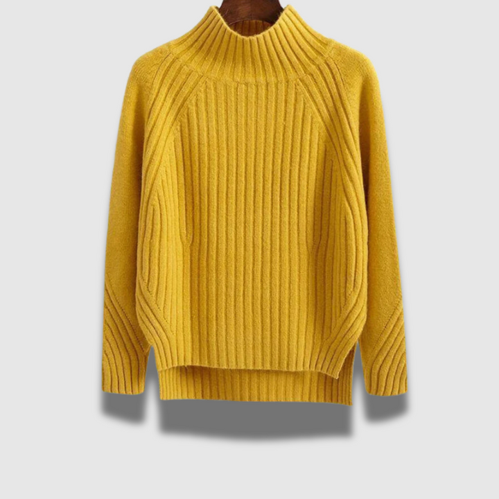 Maglione donna dolcevita a coste, abbigliamento femminile casual ed elegante per moda inverno.