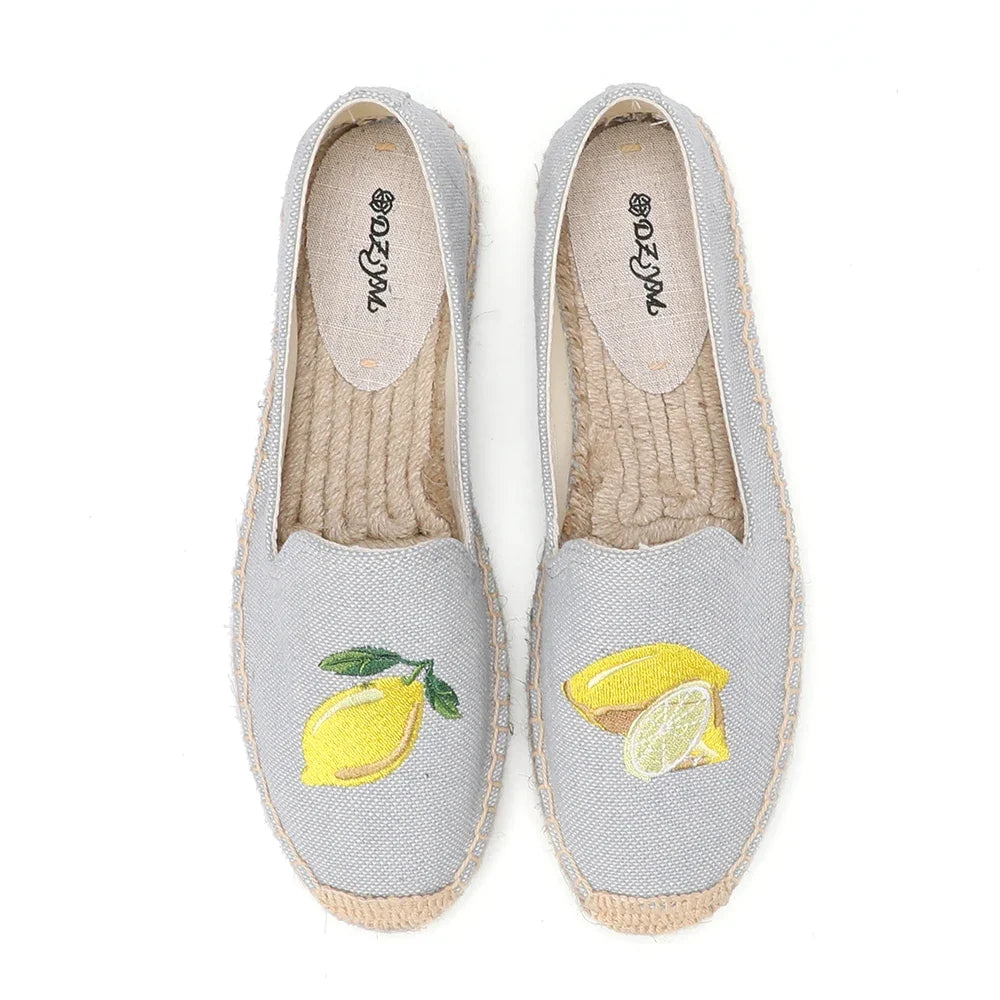 Scarpe basse donna versatili, design casual e antiscivolo, comfort quotidiano per primavera/estate.