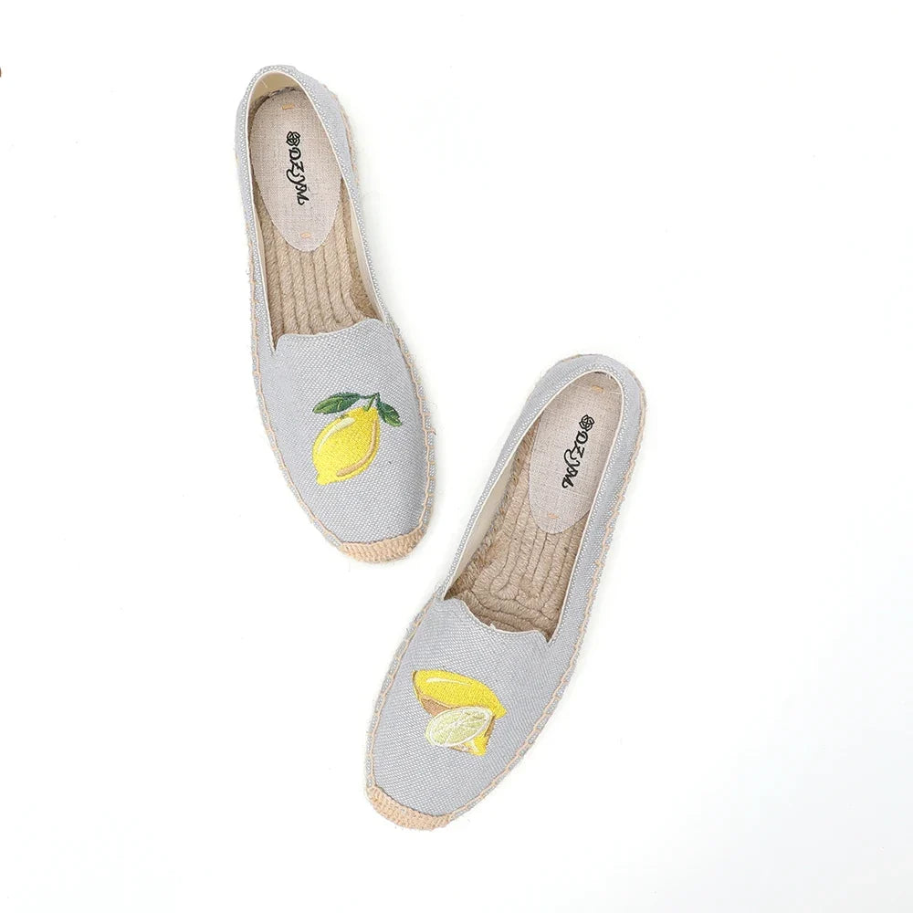 Scarpe basse donna comode e alla moda, stile casual antiscivolo, perfette per il comfort quotidiano.