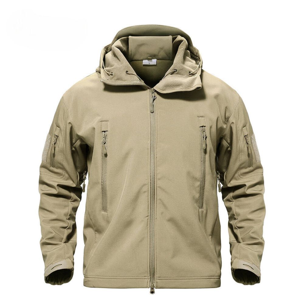 Giacca uomo termica isolante, calda e impermeabile, con cappuccio per protezione totale in inverno.