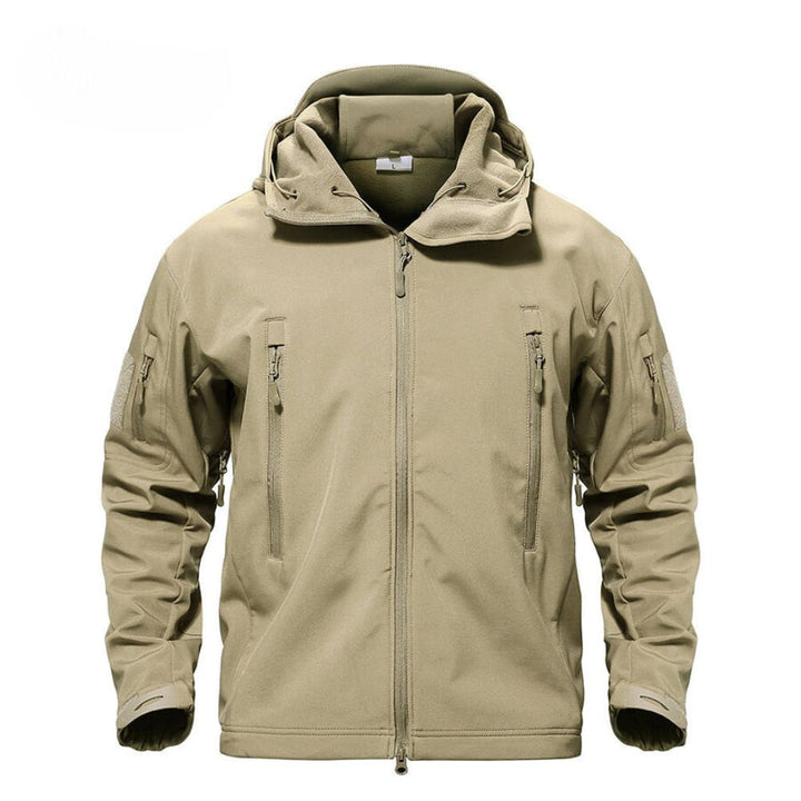 Giacca uomo termica isolante, calda e impermeabile, con cappuccio per protezione totale in inverno.