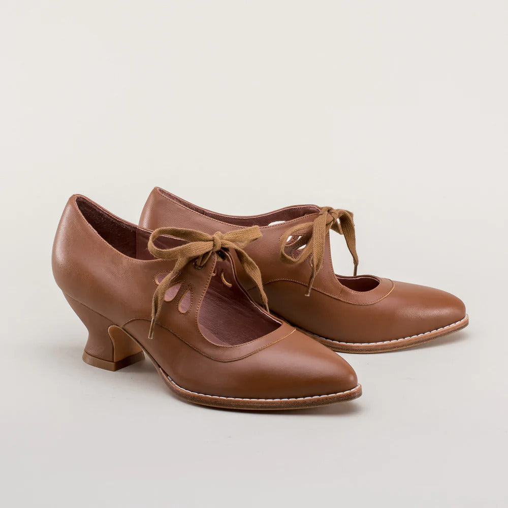 Eleganti scarpe da donna con tacco alto, comfort e supporto plantare. Suola antiscivolo, perfette tutto l'anno.