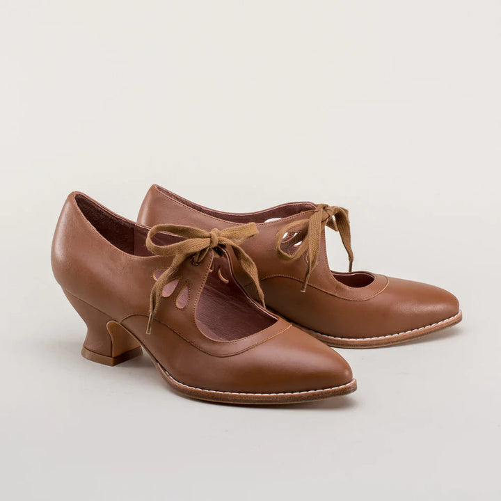 Eleganti scarpe da donna con tacco alto, comfort e supporto plantare. Suola antiscivolo, perfette tutto l'anno.