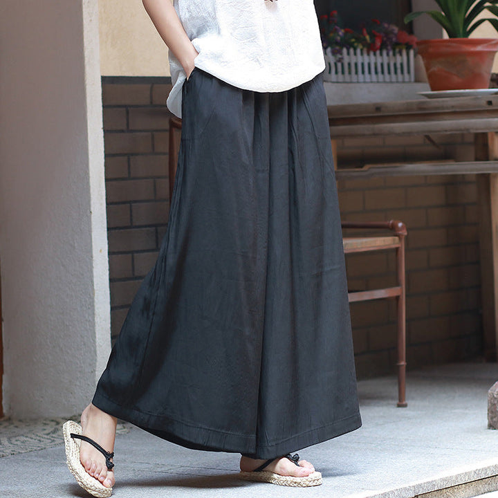 Pantaloni donna stile casual, gamba larga, per un look rilassato e alla moda.