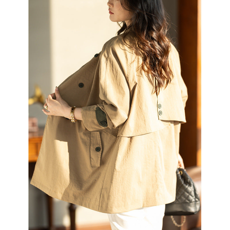 Top donna cachi versatile, maniche lunghe, ideale per outfit casual eleganti da ufficio e tempo libero.
