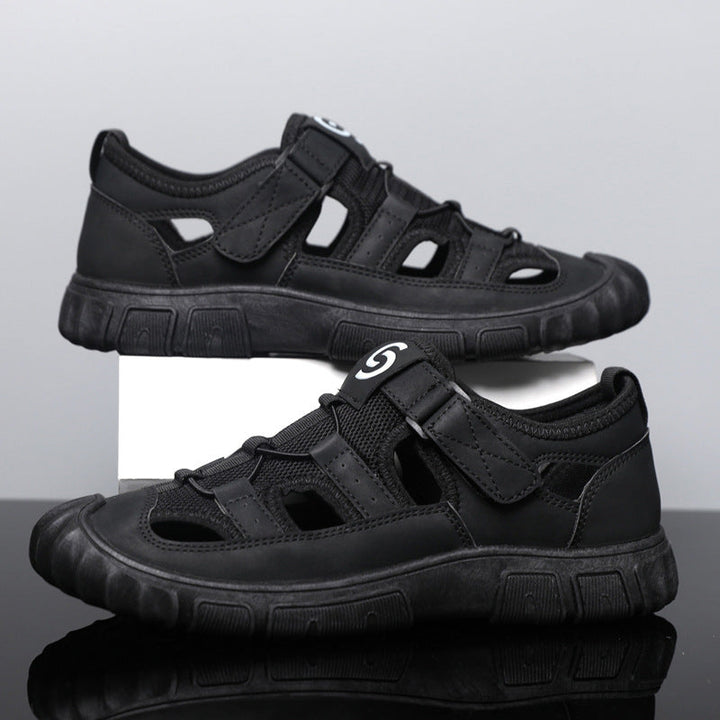 Calzature outdoor da uomo, sandali robusti con velcro per comfort duraturo su sentieri e spiagge.