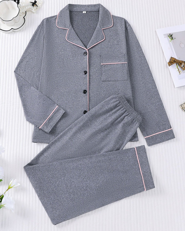 Set due pezzi donna con cardigan elegante a maniche lunghe e pantaloni slim fit. Perfetto per outfit casual-chic.