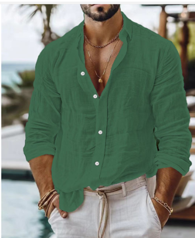 Camicia uomo dal design moderno e leggero. Perfetta per un look elegante o casual, offre freschezza e stile.