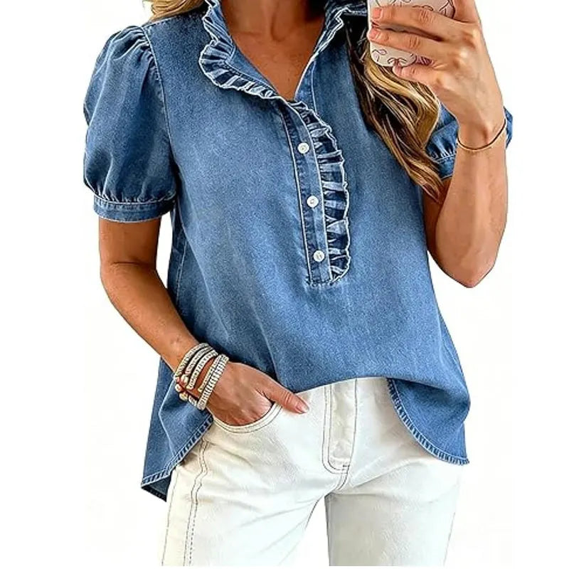 Chic top donna con volant e maniche a sbuffo, ideale per serate speciali o look casual elevati.