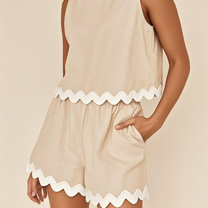 Set donna estivo con short e smanicato tinta unita. Leggero, comodo e casual per la moda estiva.