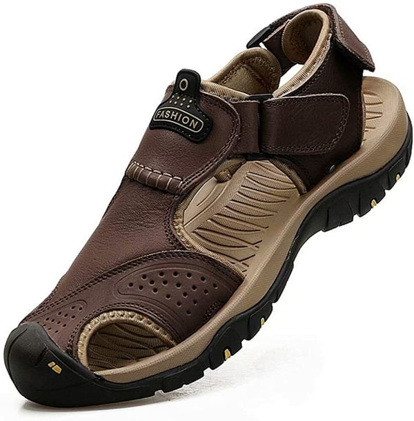 Sandali con calzata larga, perfetti per un comfort elevato e attività all'aperto.