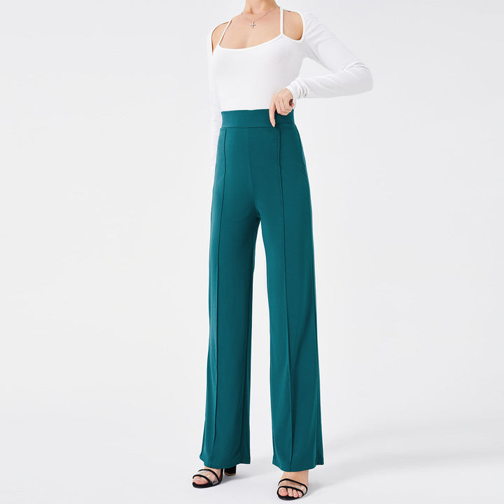 Pantaloni a zampa beige donna vita alta, slim, perfetti per outfit primaverili ed estivi.