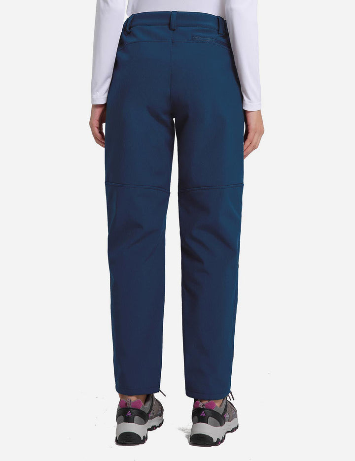 Pantaloni termici donna per camminate invernali e sport all'aperto.