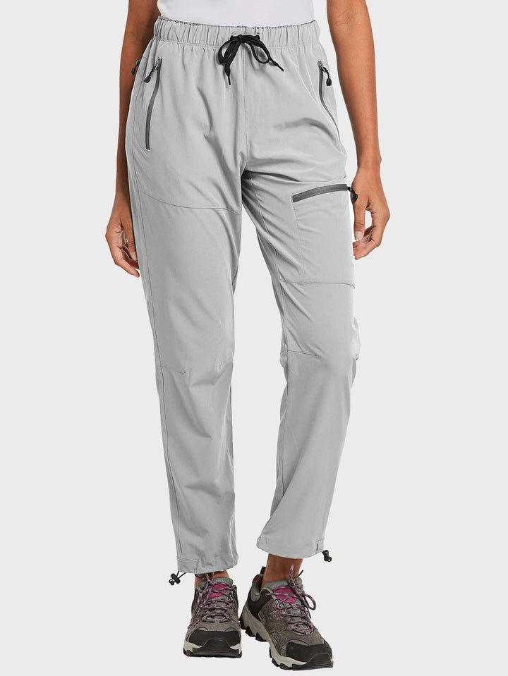 Pantaloni trekking donna versatili, perfetti per diverse attività outdoor.