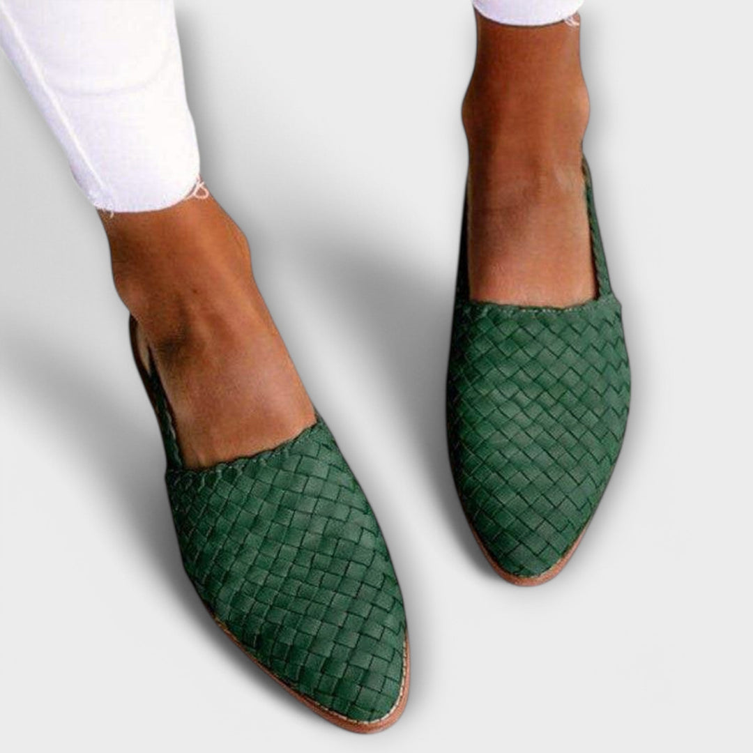 Mocassini donna intrecciati con tacco aperto. Scarpe eleganti e comode, perfette per primavera/estate.