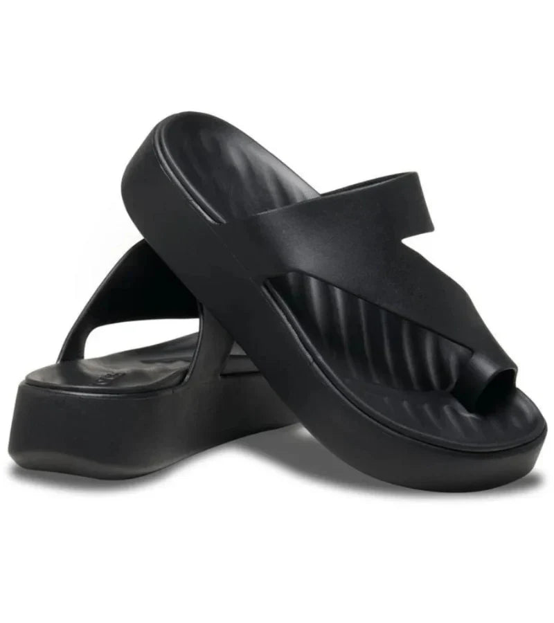 Sandali donna neri con zeppa e plateau, plantare massaggiante per comfort estivo elegante e stabilità.