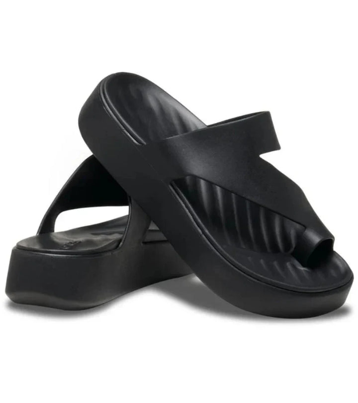 Sandali donna neri con zeppa e plateau, plantare massaggiante per comfort estivo elegante e stabilità.