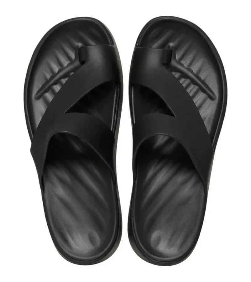 Sandali donna marroni con zeppa e plateau, moda estiva versatile e confortevole, ideali per la giornata.