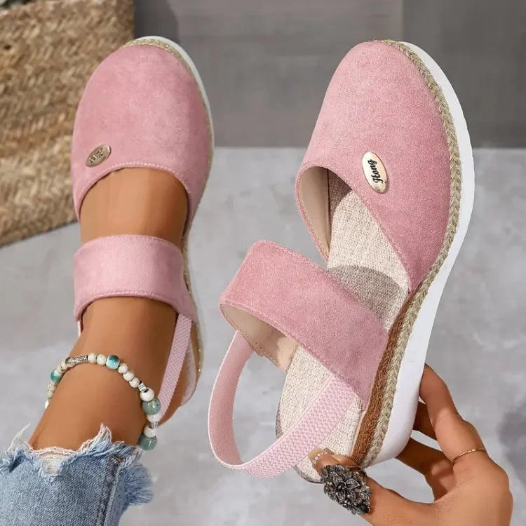 Sandali donna leggeri e traspiranti con plateau, ortopedici per comfort estivo senza affaticamento.
