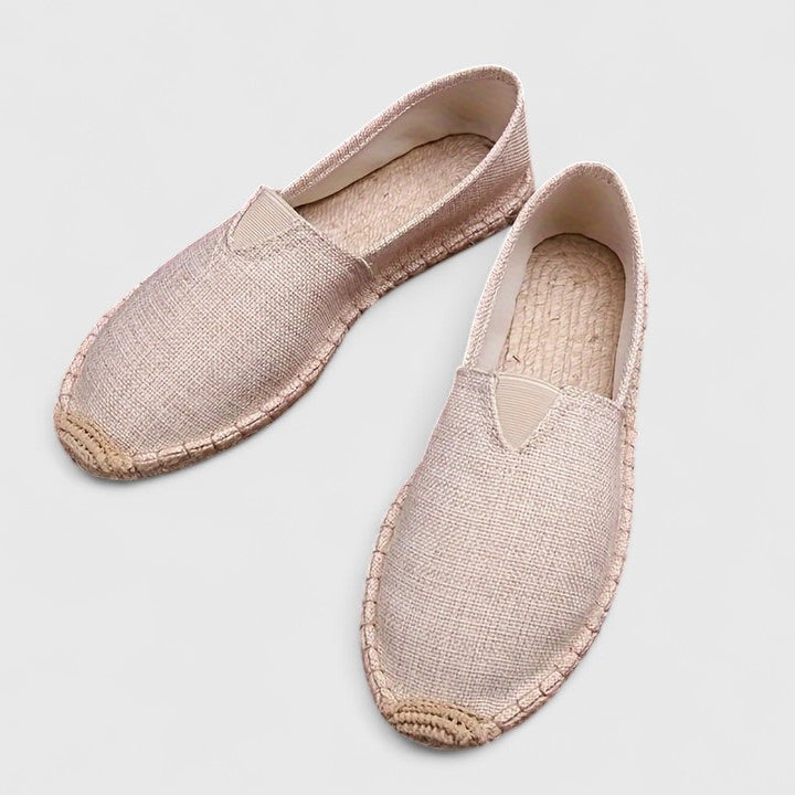 Moda estiva: espadrillas ortopediche da donna ammortizzate, ideali per comfort e stile quotidiano.