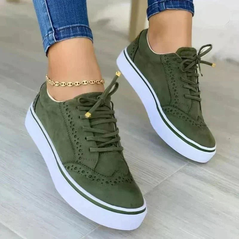 Scarpe da passeggio ortopediche donna con ammortizzazione, perfette per comfort e stile casual quotidiano.