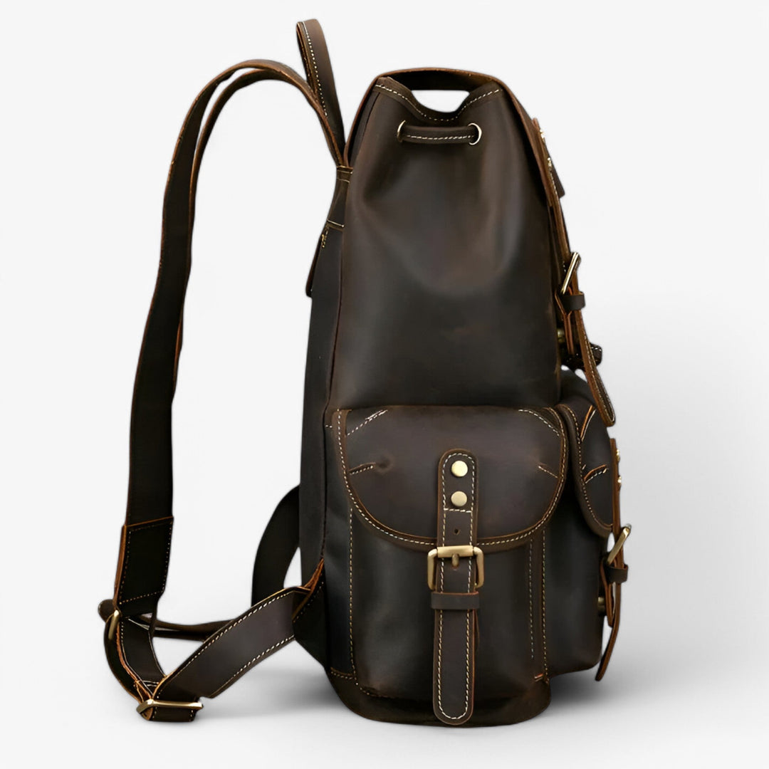 Elegante zaino uomo marrone, borsa spaziosa per viaggi e l'uso quotidiano in città.