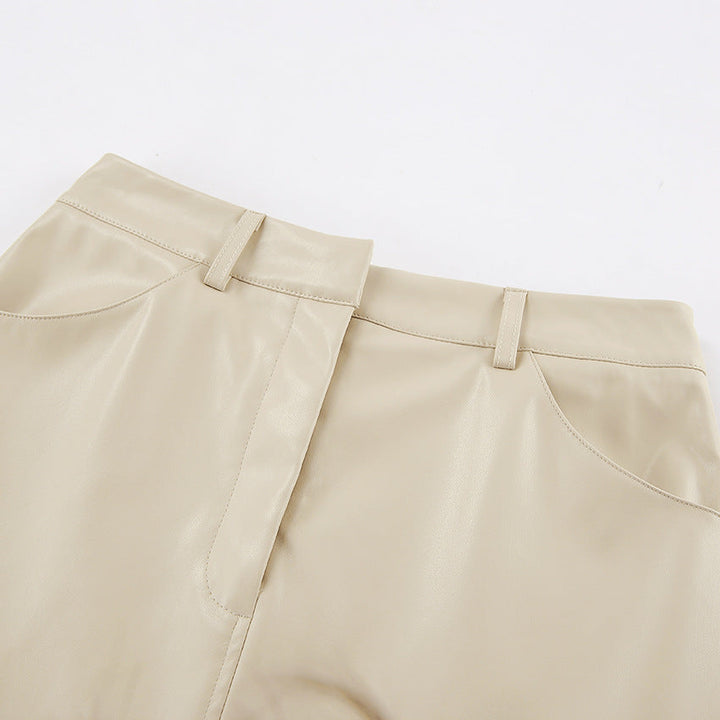 Gonna moderna a vita alta, abbigliamento femminile per ogni occasione. Stile italiano e comfort.