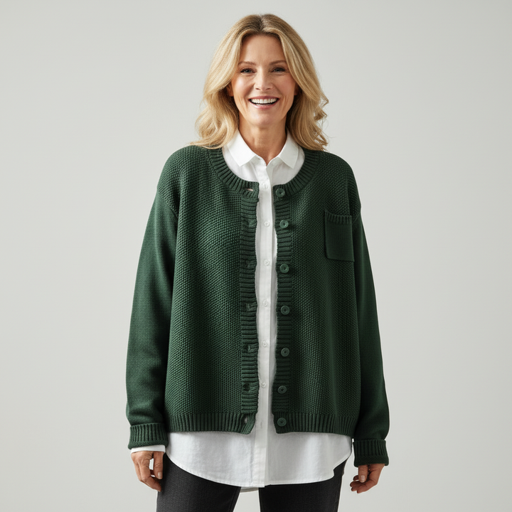 Cardigan donna aperto, caldo e avvolgente. Perfetto per uno stile casual chic e abbigliamento versatile quotidiano.