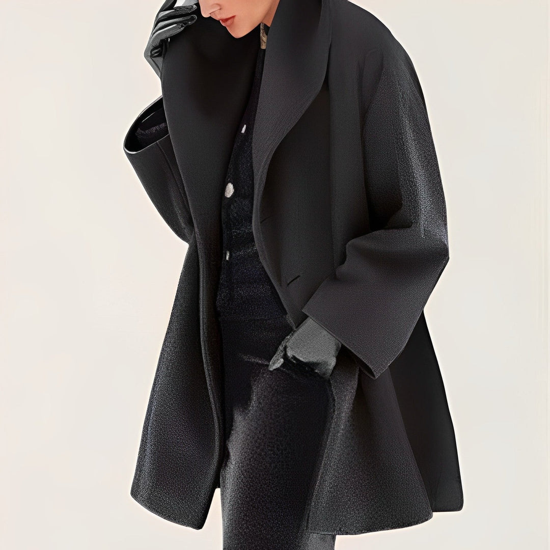 Giacca invernale donna calda e antivento, un capospalla elegante per affrontare il freddo con stile.