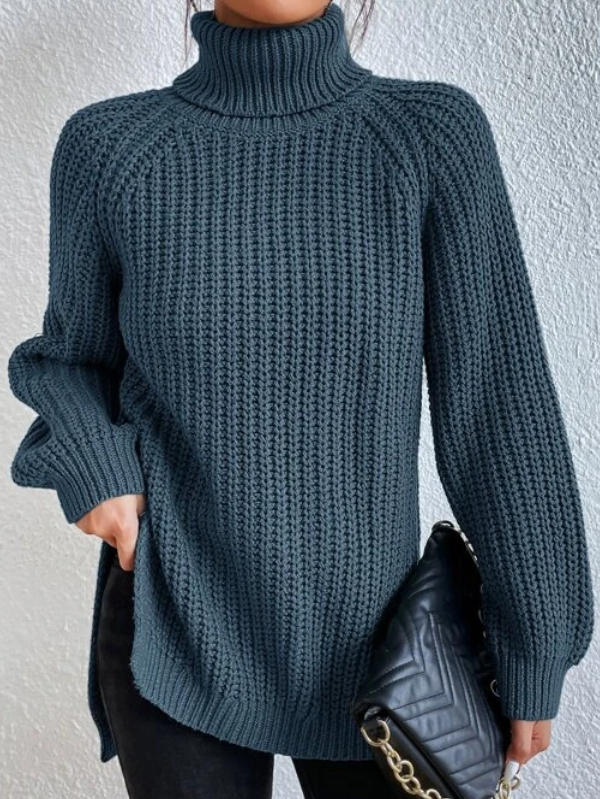 Maglia donna invernale, collo alto e maniche raglan. Spacco laterale per un comfort ottimale.