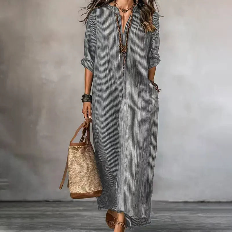 Abito estivo maxi donna a righe, scollo a V, con tasche laterali. Perfetto per primavera-autunno, stile rilassato.