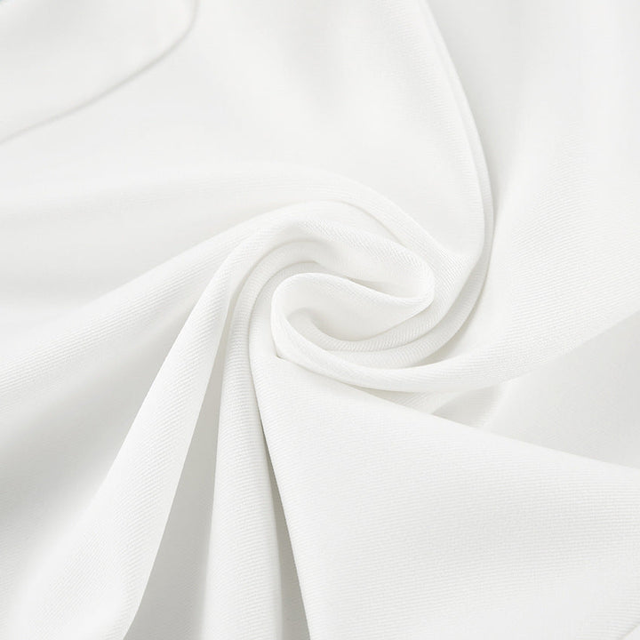 Eleganza quotidiana con questi pantaloni donna vita alta, gamba dritta e vestibilità ampia.
