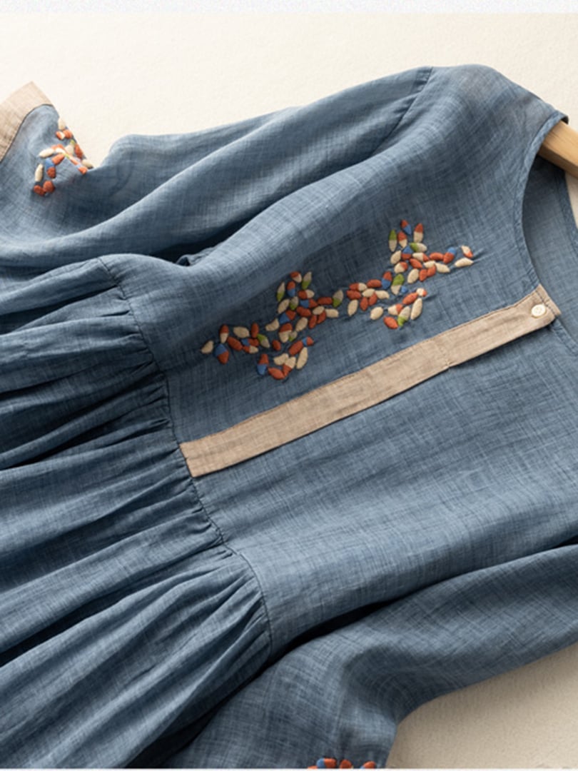 Abito midi donna stile etnico ricamato. Vestito estivo in cotone, comodo e casual-elegante per un look chic.