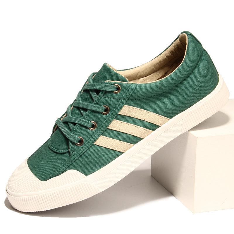 Sneakers basse uomo, scarpe con lacci per passeggio e attività quotidiane.