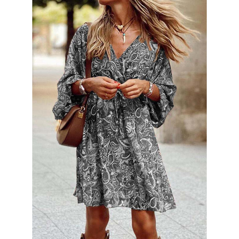 Abito donna estivo, stile boho ampio e versatile. Perfetto per un look casual confortevole in spiaggia.