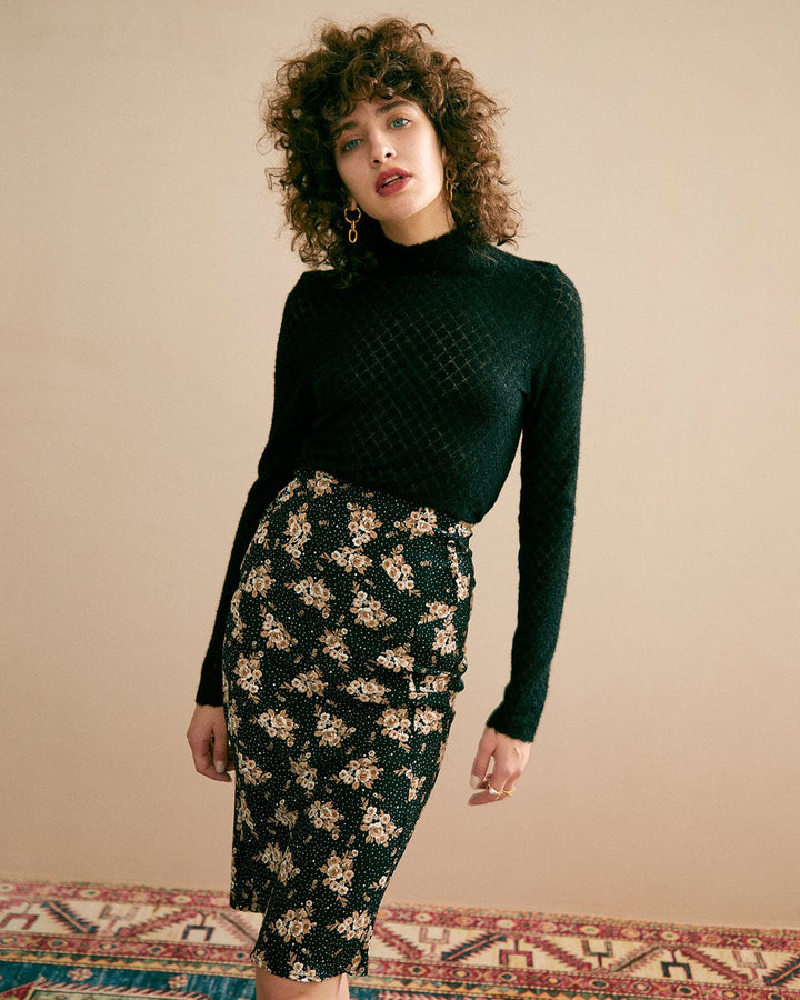 Maglia donna avorio trasparente con collo alto e pizzo, maniche lunghe, un tocco di moda femminile.