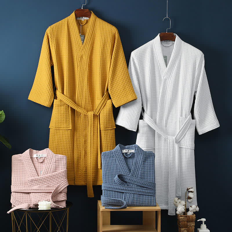 Accappatoio kimono unisex in cotone a coste con scollo a V e cintura.