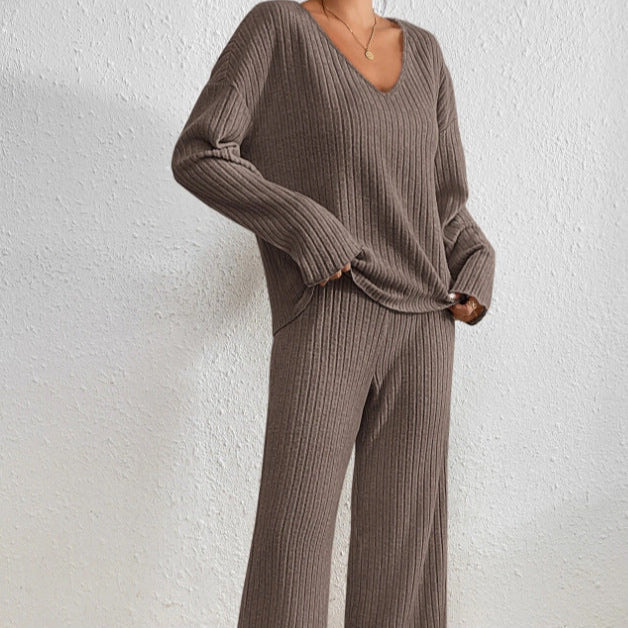 Abbigliamento casa donna: completo due pezzi in maglia, set relax comodo e alla moda.