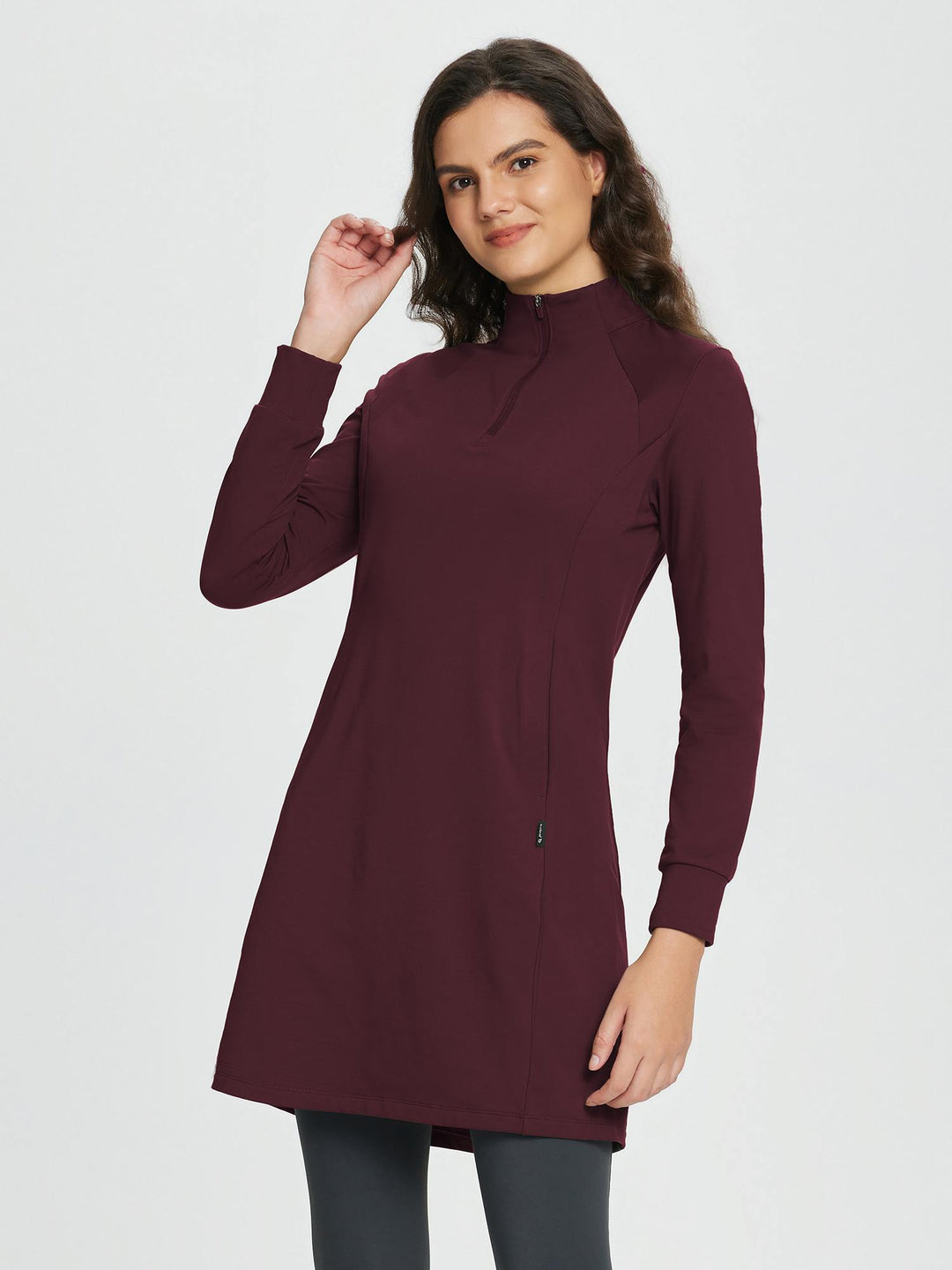 Abito midi donna invernale casual in maglia, collo alto con zip, comfort garantito.